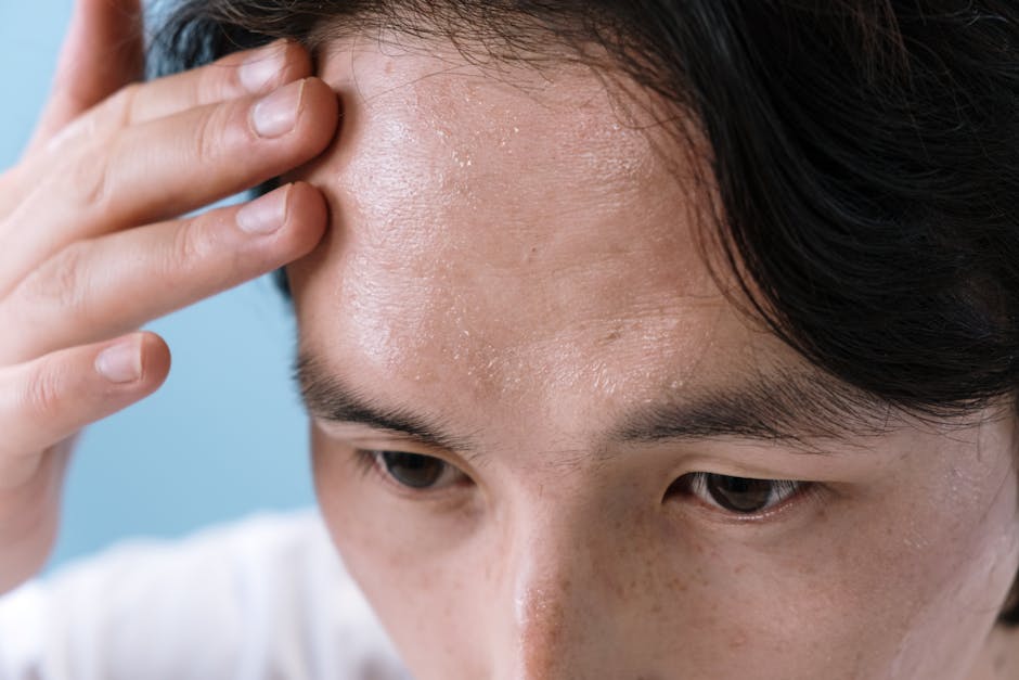 How to Keep Your Eyes Moisturized