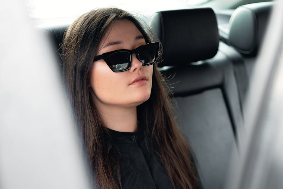The Benefits of Wearing Sunglasses